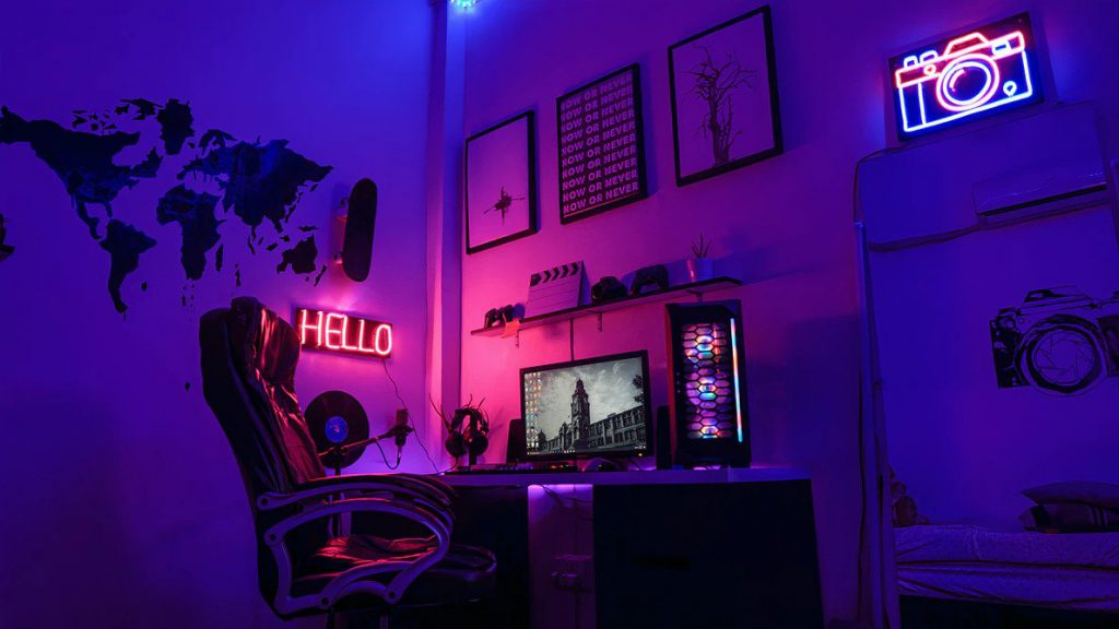 gaming pc en neon licht